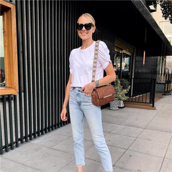 Small Crossbody Bag with Card Slots Brown - Picture 2 of 6